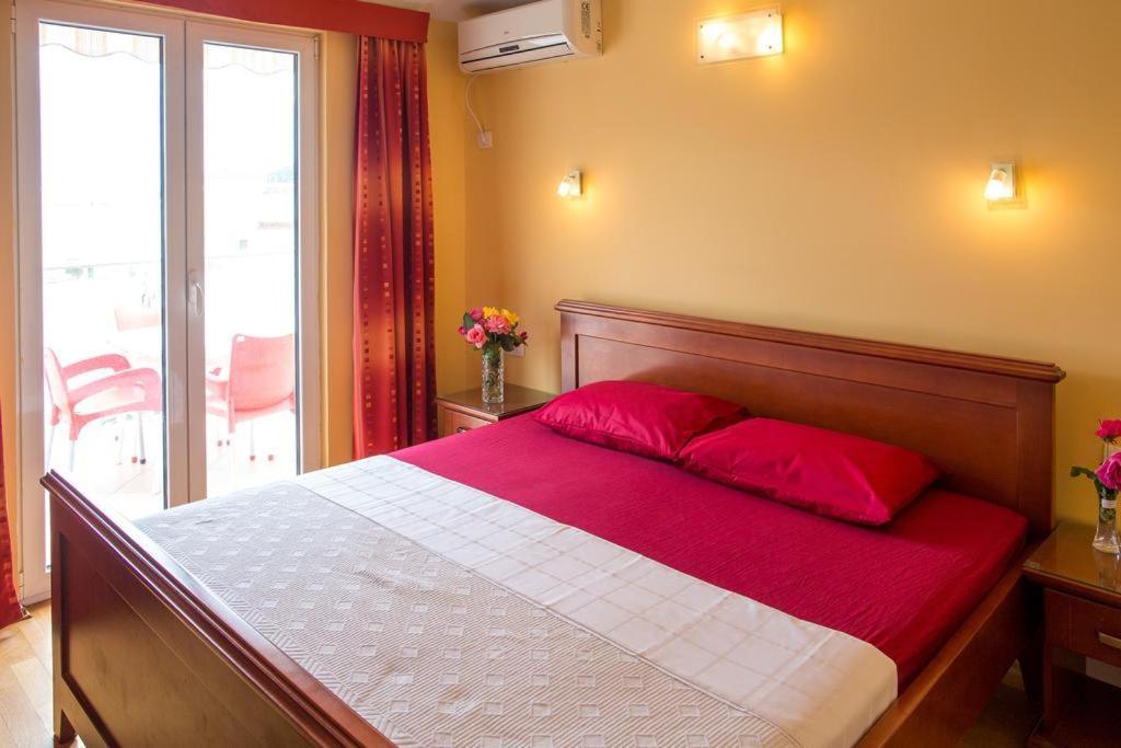Apartmani Becici Luaran gambar