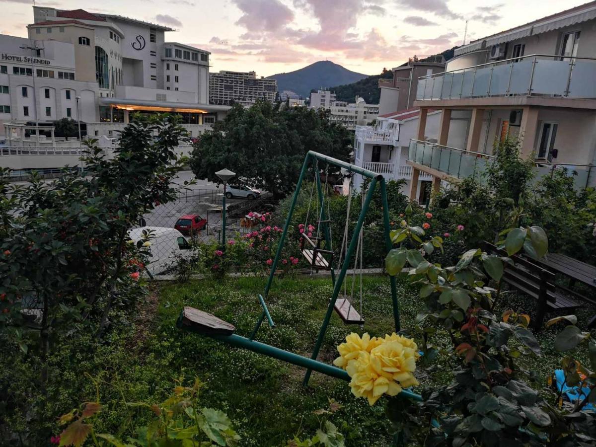 Apartmani Becici Luaran gambar